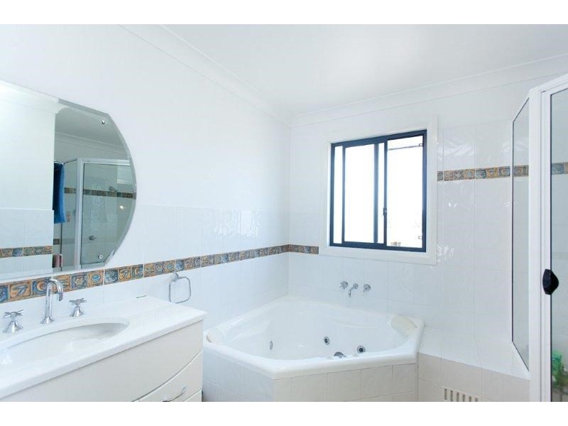 14 Ellenora Circuit, Wingham NSW 2429