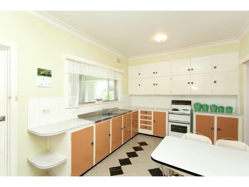 302 Victoria Street, Taree NSW 2430