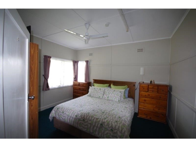 31 Pitt Street, Taree NSW 2430