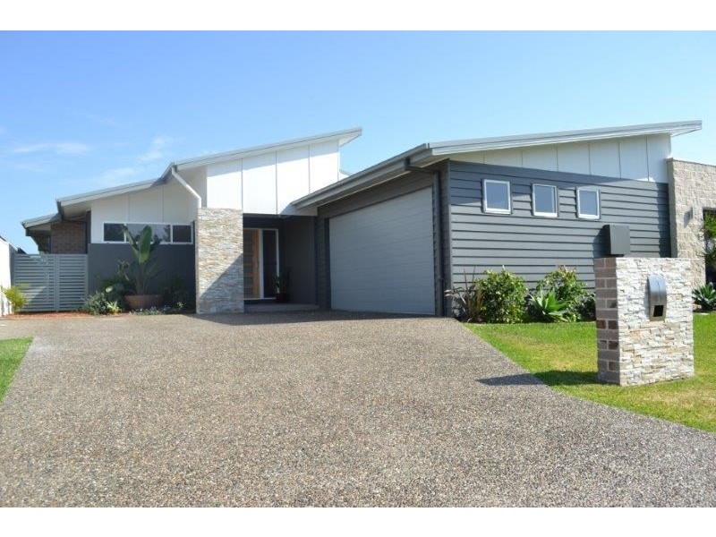 33 Josephine Boulevard, Harrington NSW 2427