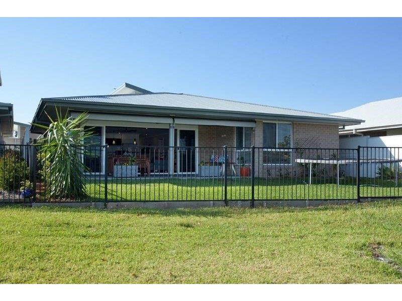 33 Josephine Boulevard, Harrington NSW 2427