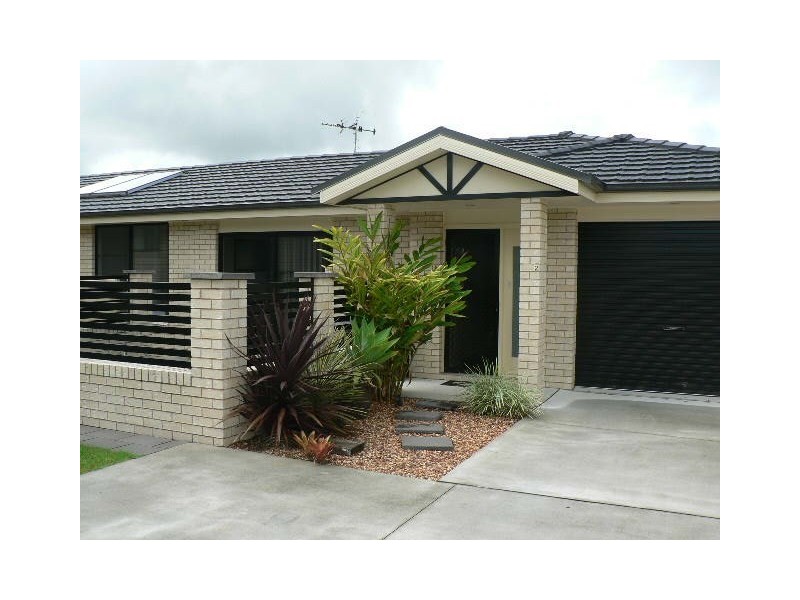2/10 Melaleuca Place, Taree NSW 2430