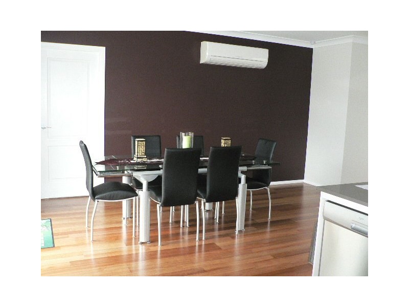 2/10 Melaleuca Place, Taree NSW 2430