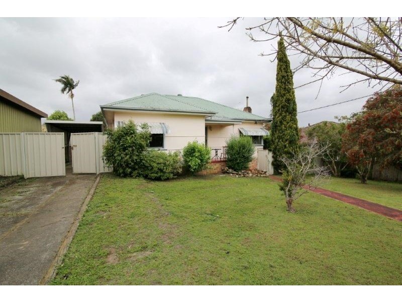 31 Flett Street, Taree NSW 2430