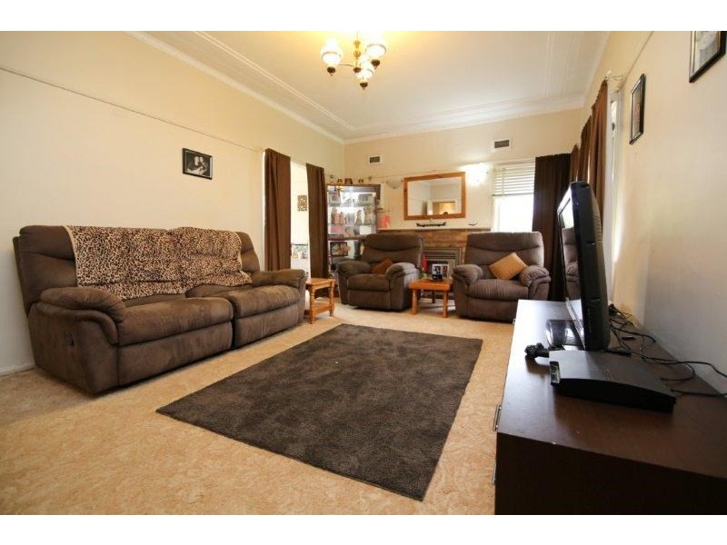 31 Flett Street, Taree NSW 2430