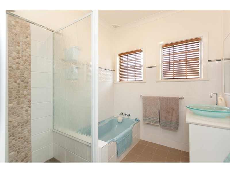 6 Cowan Road, Taree NSW 2430