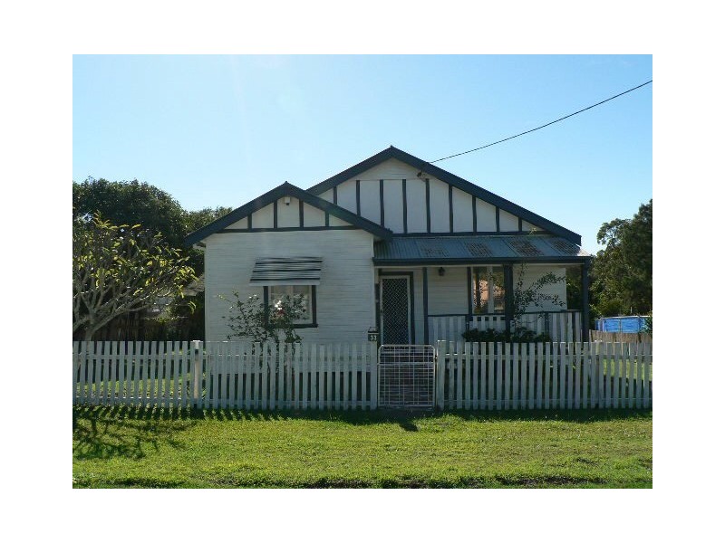 33 Stevenson Street, Taree NSW 2430
