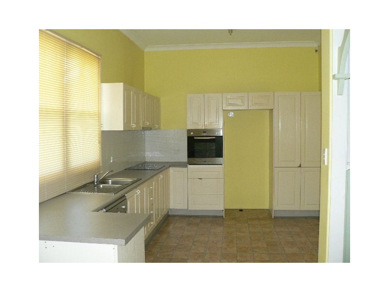 33 Stevenson Street, Taree NSW 2430