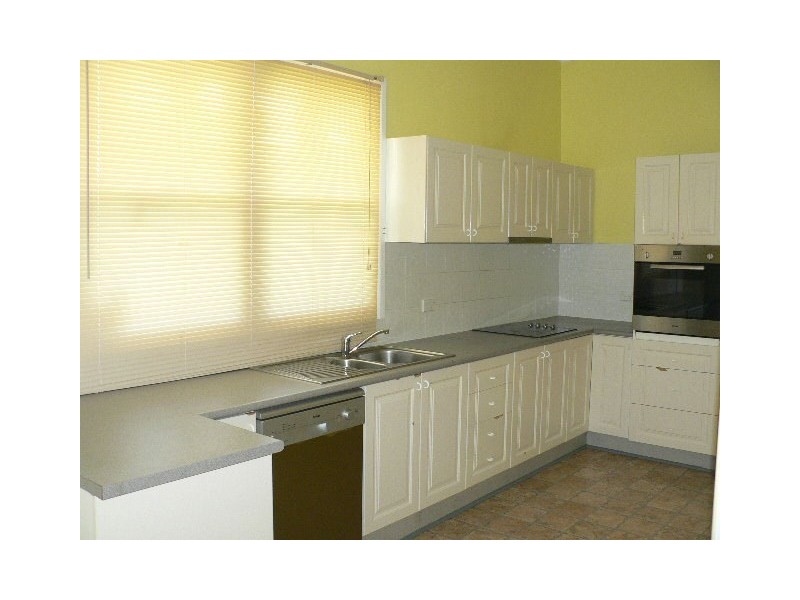 33 Stevenson Street, Taree NSW 2430