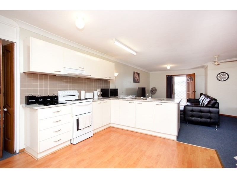 1/16 Leopardwood Street, Old Bar NSW 2430