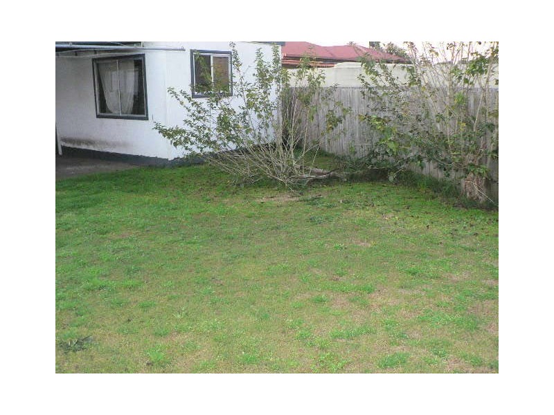 8 Spence Street, Taree NSW 2430