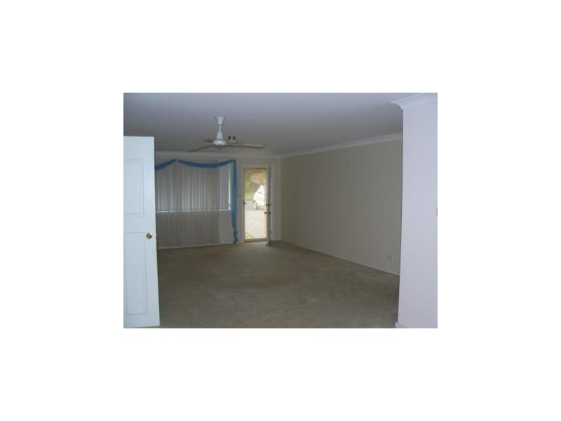 2/2 Rosewood Crescent, Taree NSW 2430