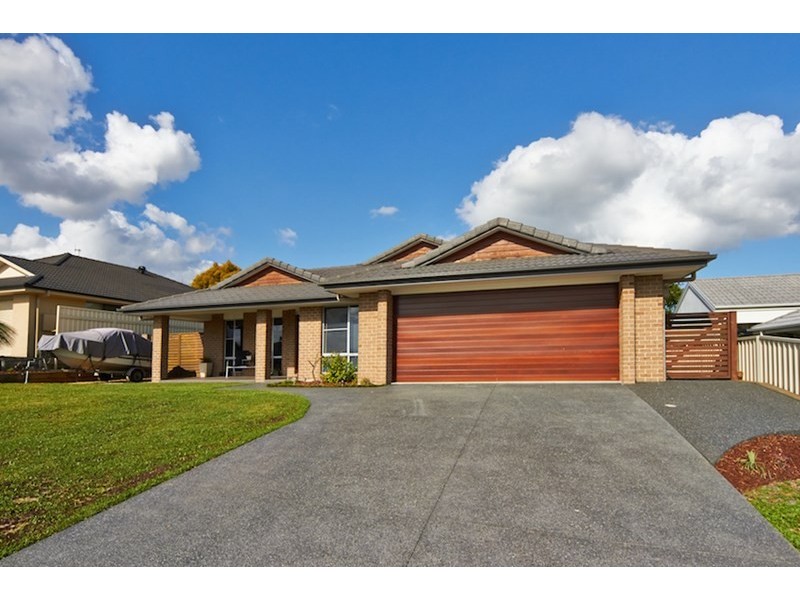 13 Riverlinks Circuit, Taree NSW 2430