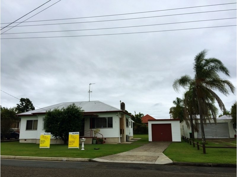 9 Deb Street, Taree NSW 2430