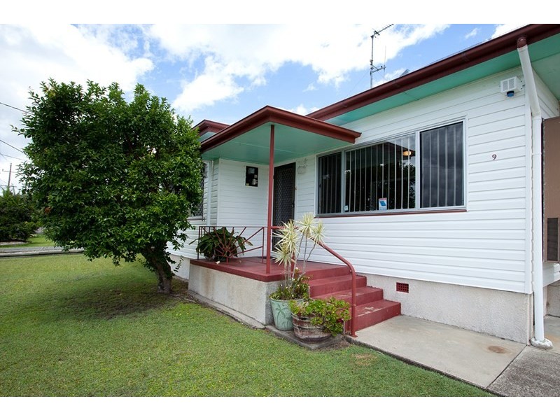 9 Deb Street, Taree NSW 2430