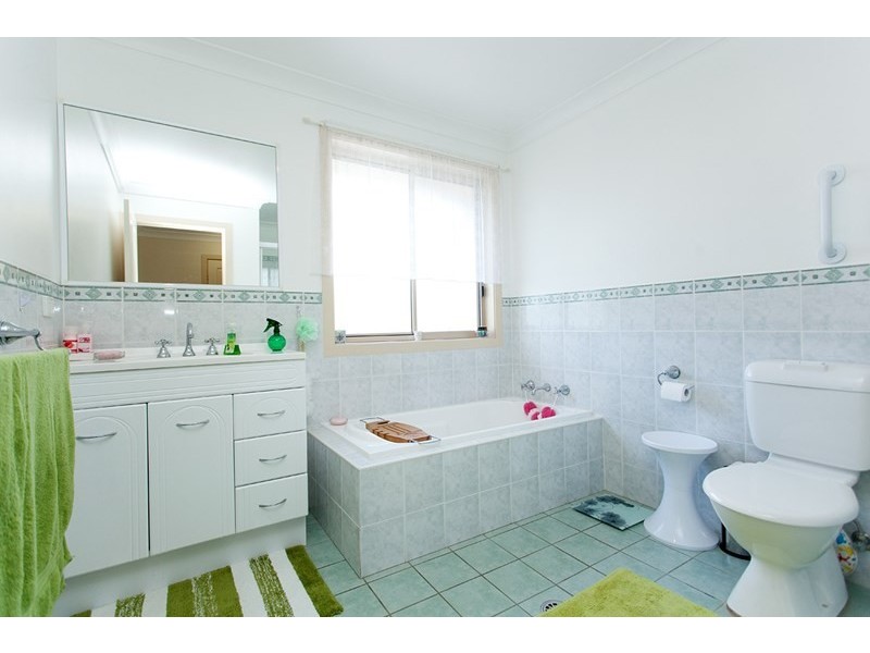 1/4 Plover Street, Taree NSW 2430