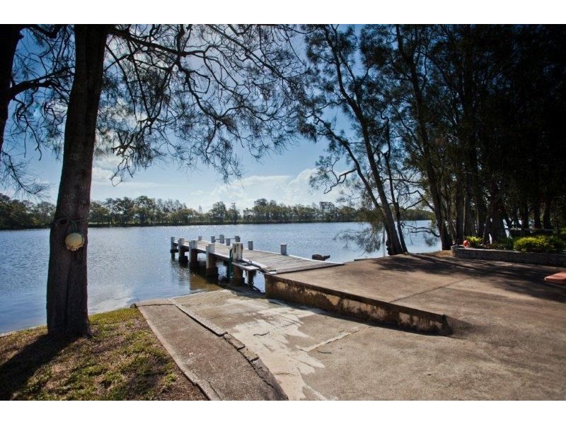 31 Riverview Road, Mitchells Island NSW 2430