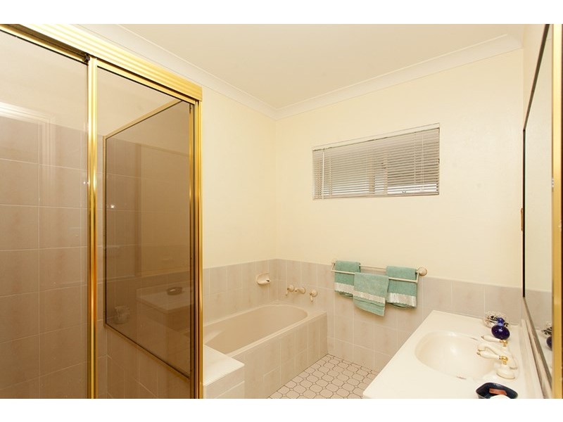 8 Hogans Road, Taree NSW 2430