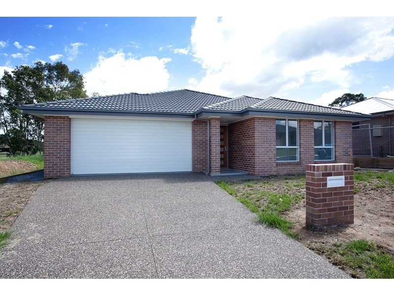 12 Stirling Place, Taree NSW 2430