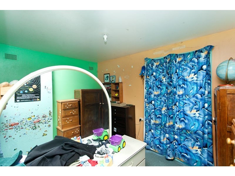 25 Valerie Street, Taree NSW 2430