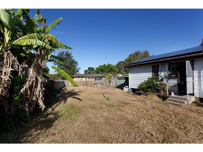 25 Valerie Street, Taree NSW 2430