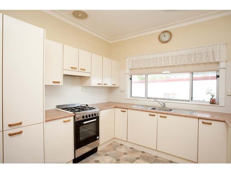 9 Deb Street, Taree NSW 2430