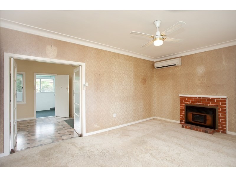 9 Deb Street, Taree NSW 2430