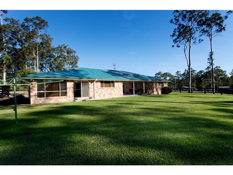 3 Clare Place, Taree NSW 2430
