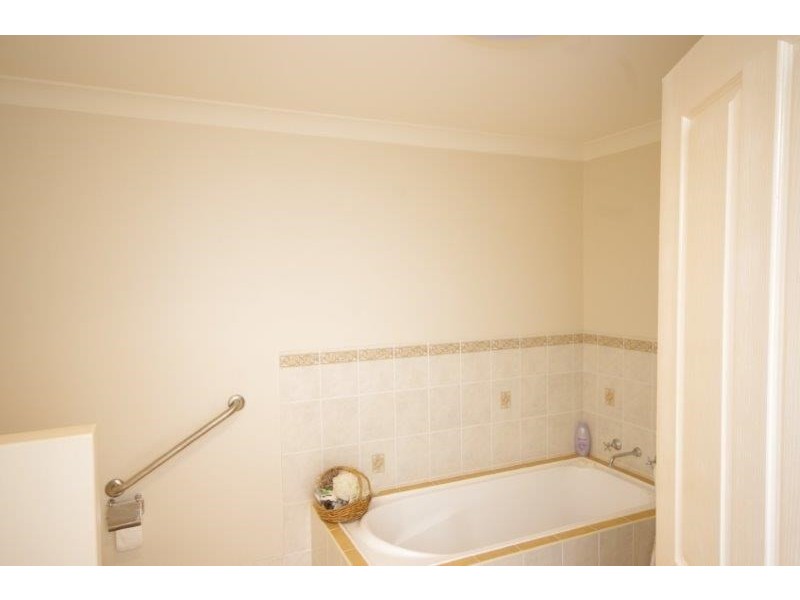 4 Melaleuca Place, Taree NSW 2430