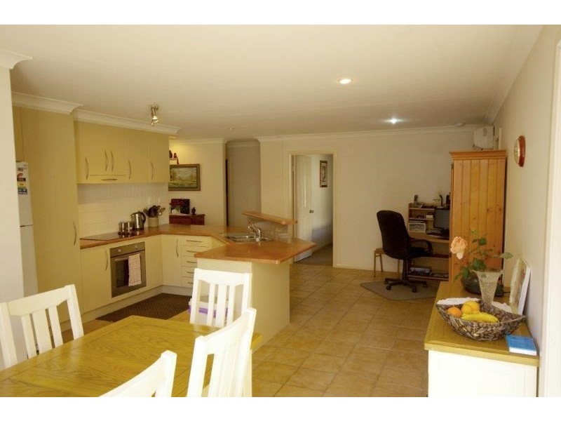 4 Melaleuca Place, Taree NSW 2430