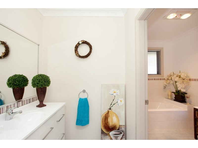 2 The Bridle Path, Tallwoods Village NSW 2430