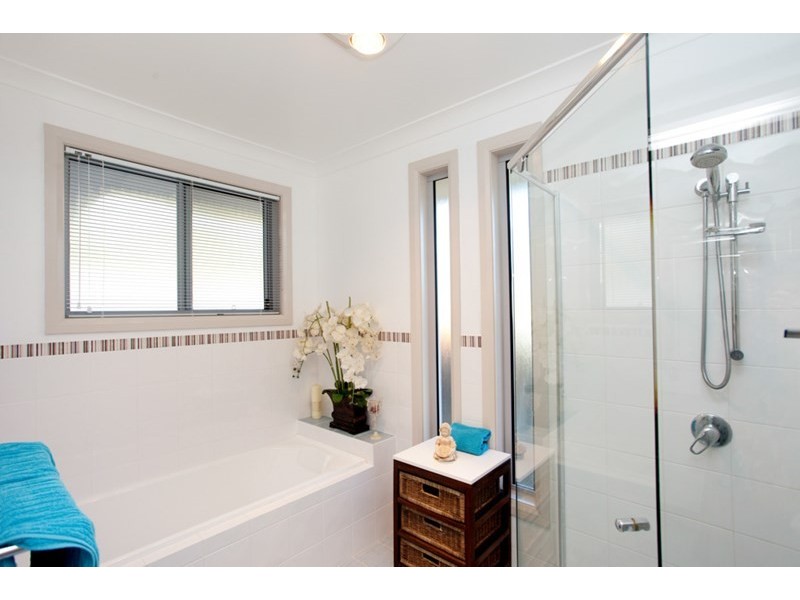 2 The Bridle Path, Tallwoods Village NSW 2430