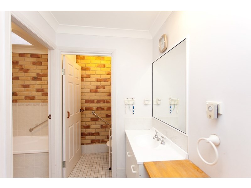 2/37 Hickory Crescent, Taree NSW 2430