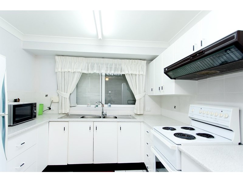 2/37 Hickory Crescent, Taree NSW 2430