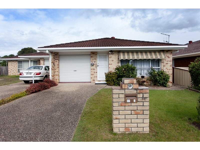 2/37 Hickory Crescent, Taree NSW 2430