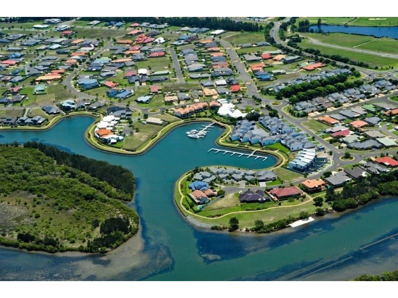 11/4-6 Electra Parade, Harrington NSW 2427