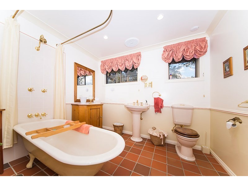 2 Wyoming Close, Taree NSW 2430
