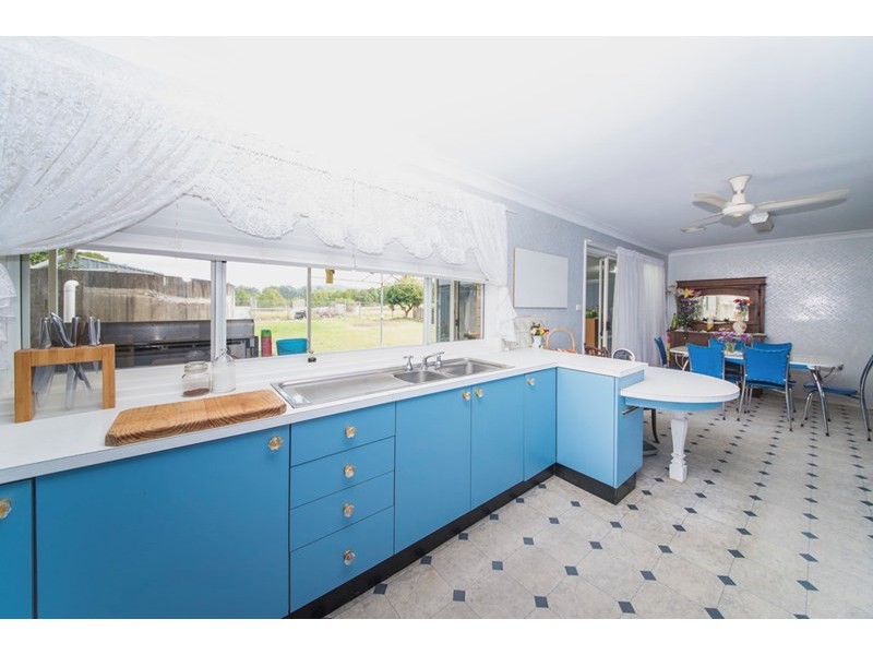 19 James Street, Moorland NSW 2443