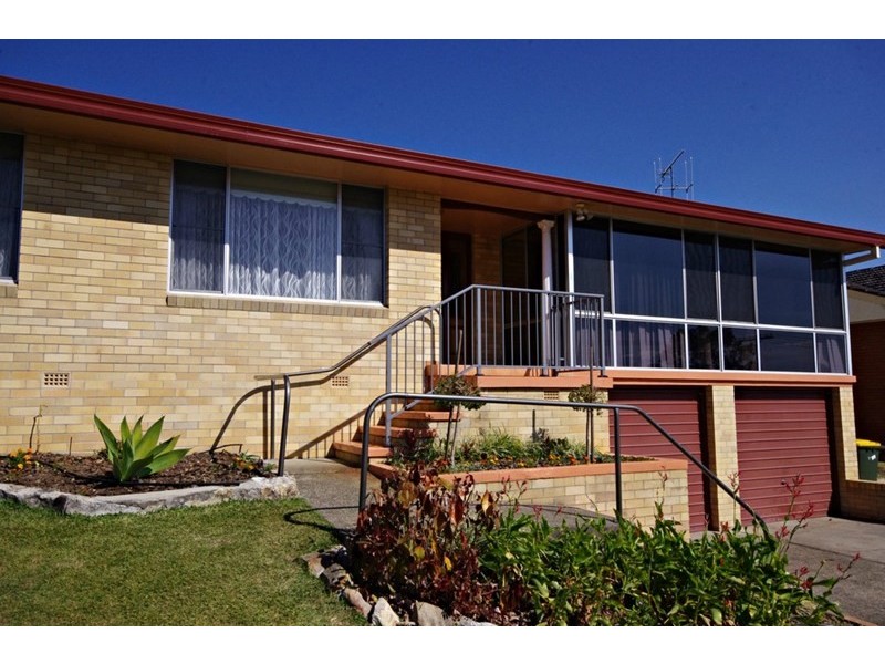 6 Dugdale Avenue, Taree NSW 2430