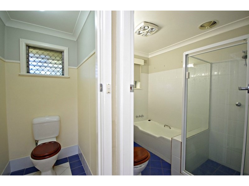 6 Dugdale Avenue, Taree NSW 2430