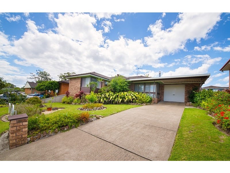 5 Omaru Crescent, Taree NSW 2430