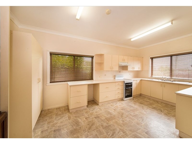 17 Stewart Street, Taree NSW 2430