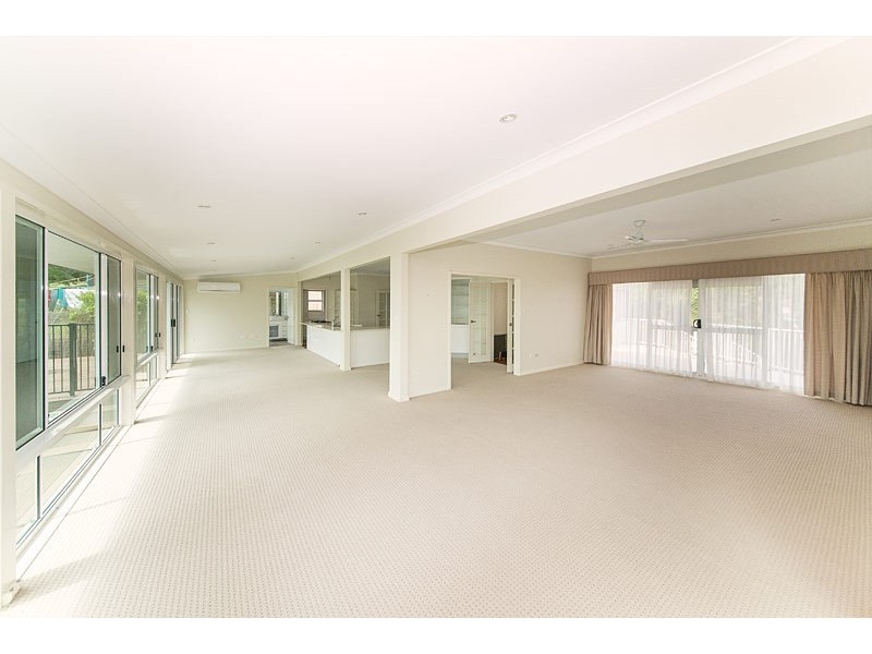 8 Cowan Road, Taree NSW 2430