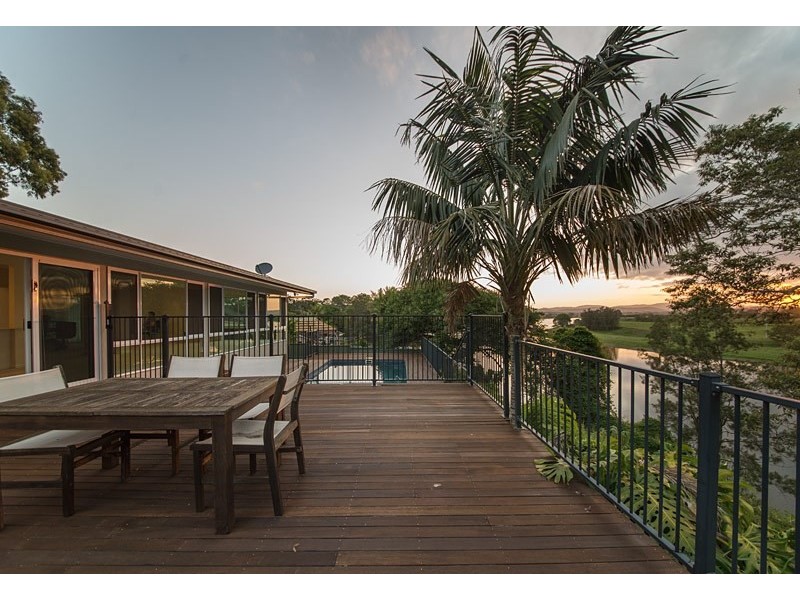 8 Cowan Road, Taree NSW 2430