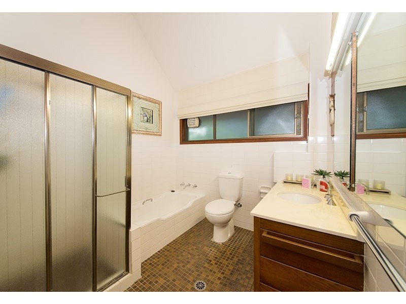 18 Maiden Avenue, Taree NSW 2430