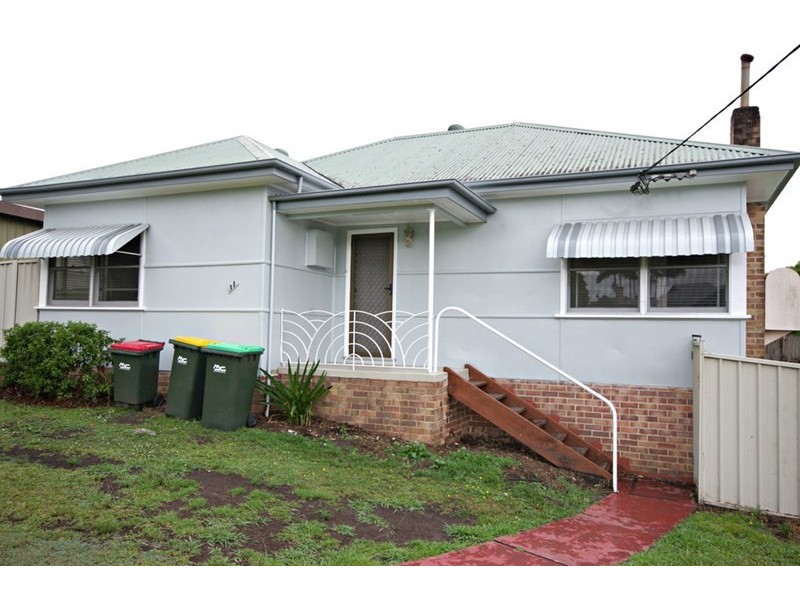 31 Flett Street, Taree NSW 2430