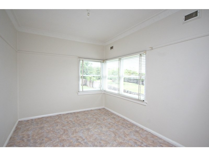 31 Flett Street, Taree NSW 2430