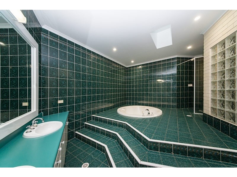 6 Hilda Close, Taree NSW 2430