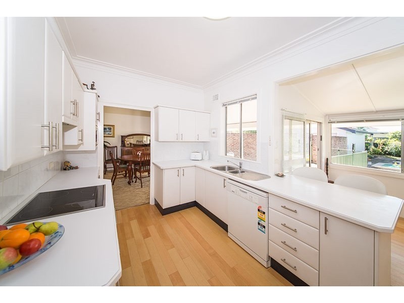 11 Maiden Avenue, Taree NSW 2430