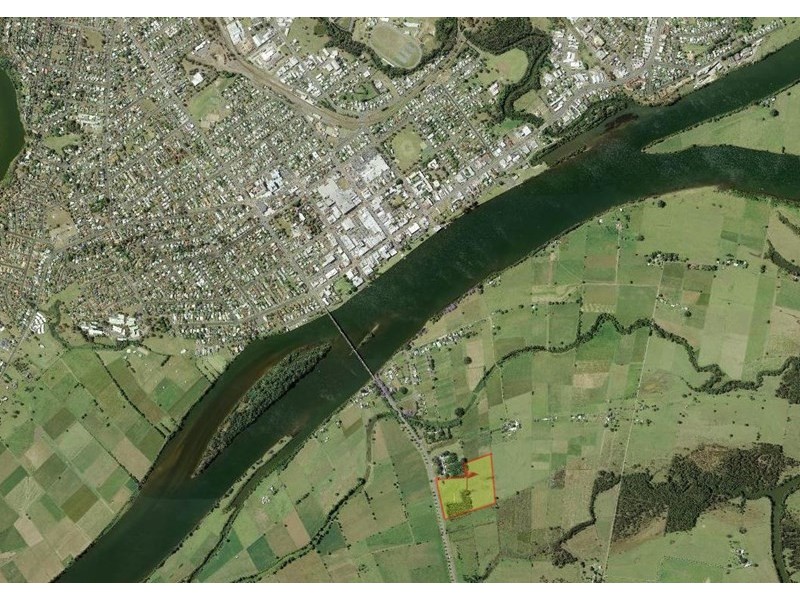 112 Manning River Drive, Taree NSW 2430